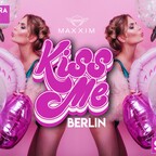 Maxxim Berlin Kiss Me Berlin!