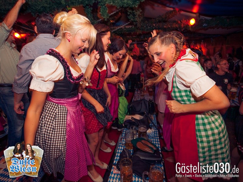 https://www.gaesteliste030.de/Partyfoto #89 Metaxa Bay Berlin vom 11.10.2013