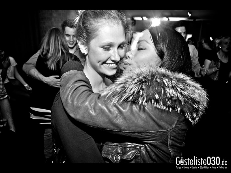 https://www.gaesteliste030.de/Partyfoto #28 Asphalt Berlin vom 25.10.2013