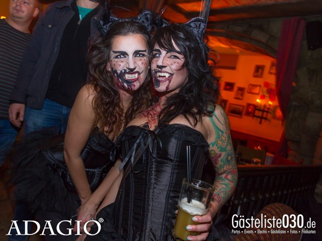 Partypics Adagio 02.11.2013 Masquerade – Halloween Night