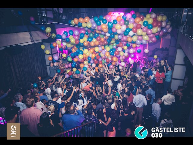 Partypics Felix Club 25.09.2015 Crazy Balloon - Riesen-Ballon-Regen mit Geschenken & Open Bar für Damen bis 0 Uhr mit Gästeliste