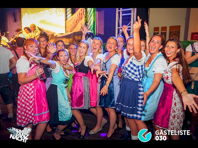 Partypics Universal Hall 18.09.2015 7 Jahre TraumTanz-Nacht - O` Zapft Is - Das Oktoberfest-Special