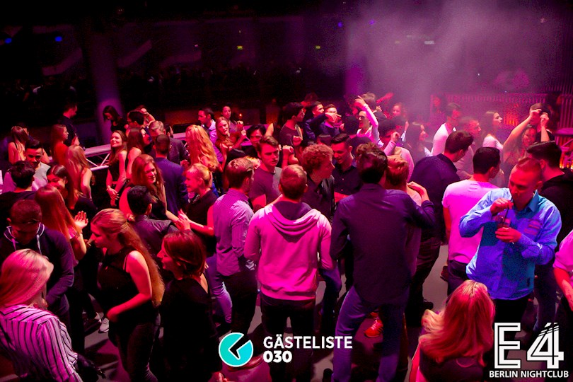 https://www.gaesteliste030.de/Partyfoto #96 E4 Club Berlin vom 19.12.2015