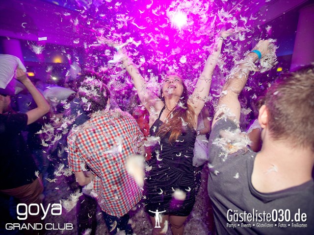 Partypics Goya 08.05.2013 Cloudcovered - die große Clubkissenschlacht