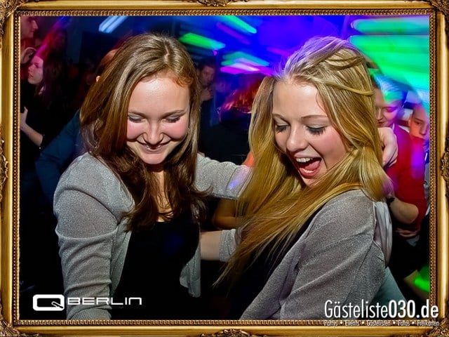 https://www.gaesteliste030.de/Partyfoto #210 Q-Dorf Berlin vom 08.12.2012