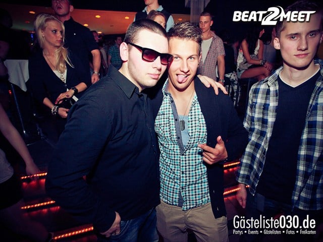 https://www.gaesteliste030.de/Partyfoto #265 Kosmos Berlin vom 05.04.2012