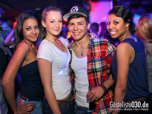 https://www.gaesteliste030.de/Partyfoto #70 Club R8 Berlin vom 21.04.2012