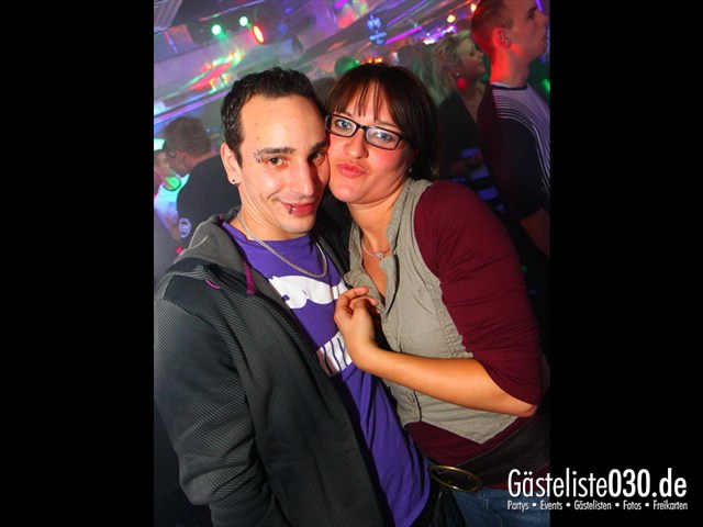 https://www.gaesteliste030.de/Partyfoto #193 Q-Dorf Berlin vom 10.12.2011