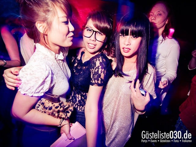 https://www.gaesteliste030.de/Partyfoto #2 Club R8 Berlin vom 10.12.2011